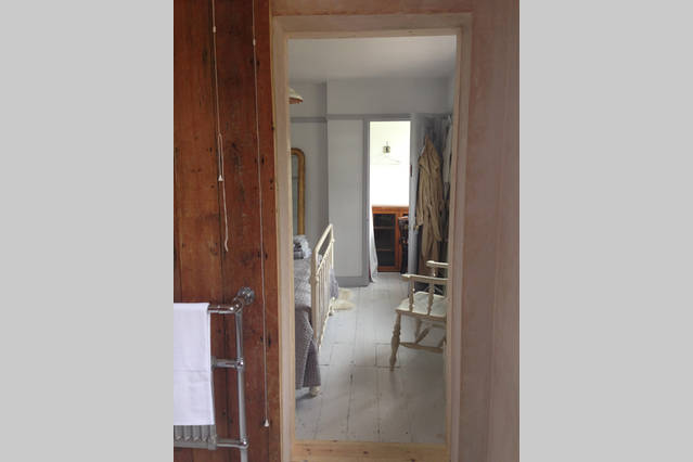 Master bedroom ensuite